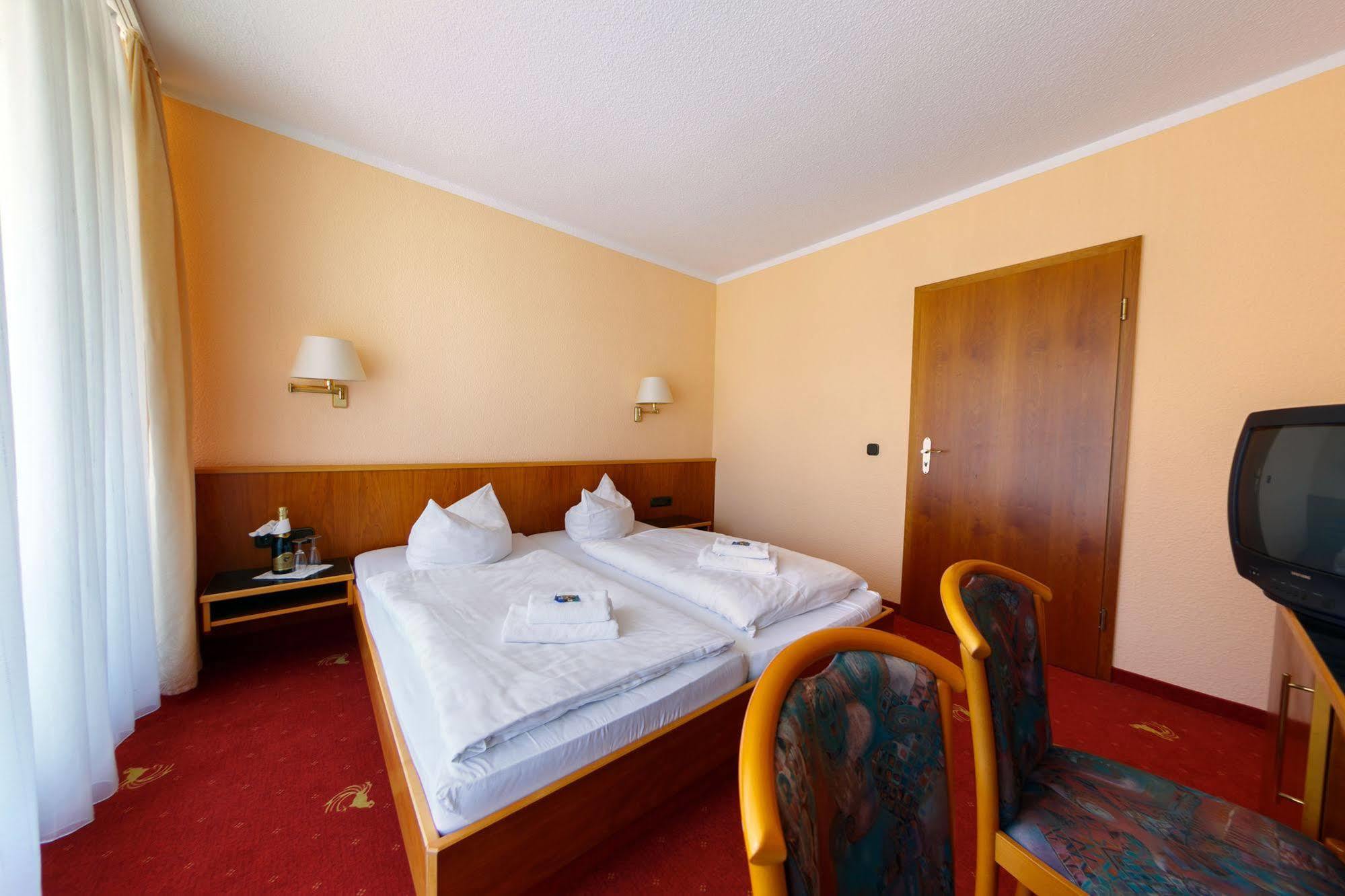 Hotel Goldener Fasan Oranienbaum-Woerlitz Extérieur photo